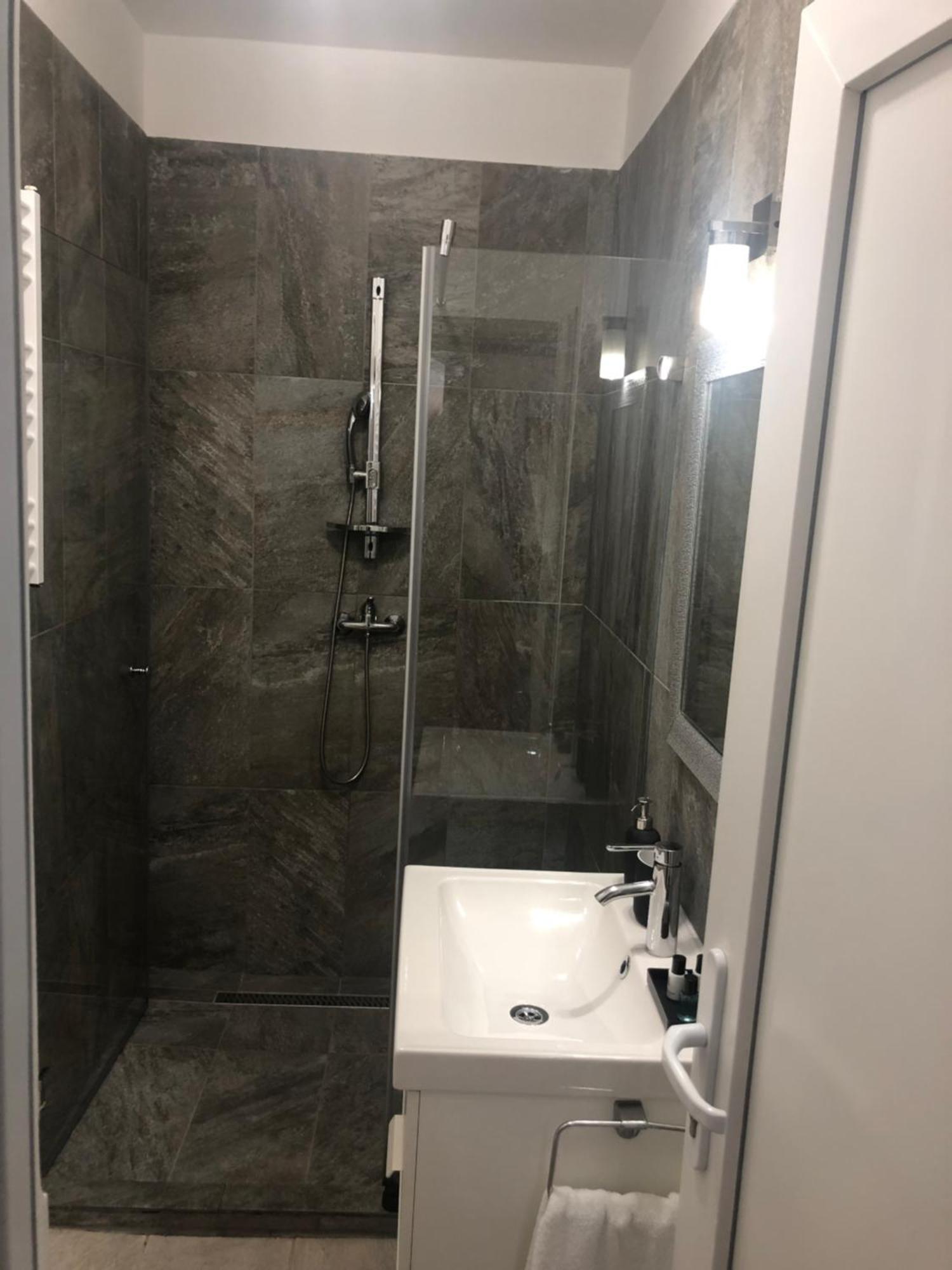 Dohany Apartment Deluxe Budapest Bagian luar foto