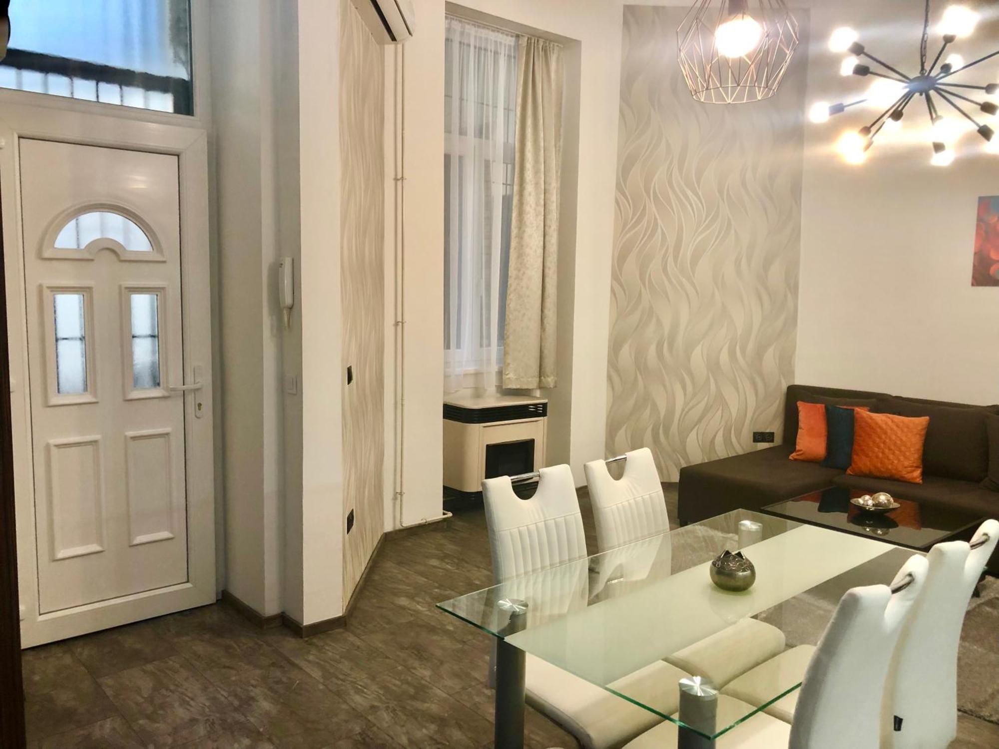 Dohany Apartment Deluxe Budapest Bagian luar foto